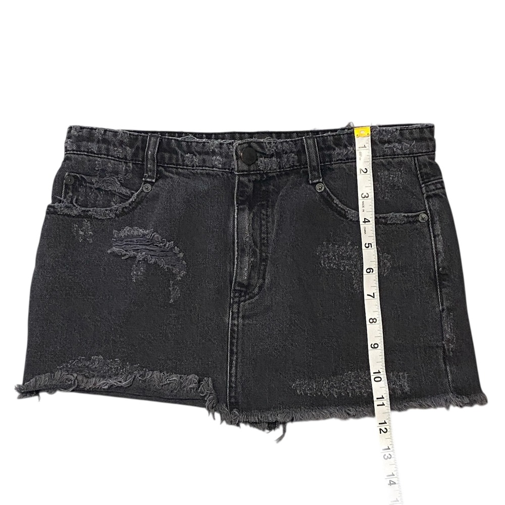 Free People Distressed Denim Mini Skirt Faded Black Raw Hem Size 2 OB711635 - Picture 5 of 7